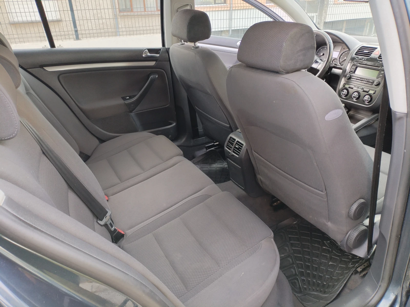 VW Golf 1.9 TDI 90hp ����������� 4��.������ ��������  | Mobile.bg � ����������� 15