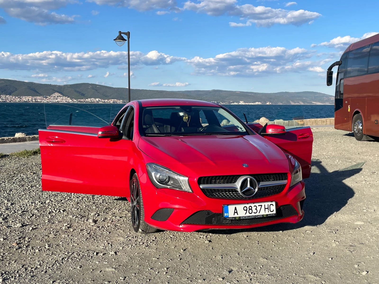 Mercedes-Benz CLA 200  - изображение 3