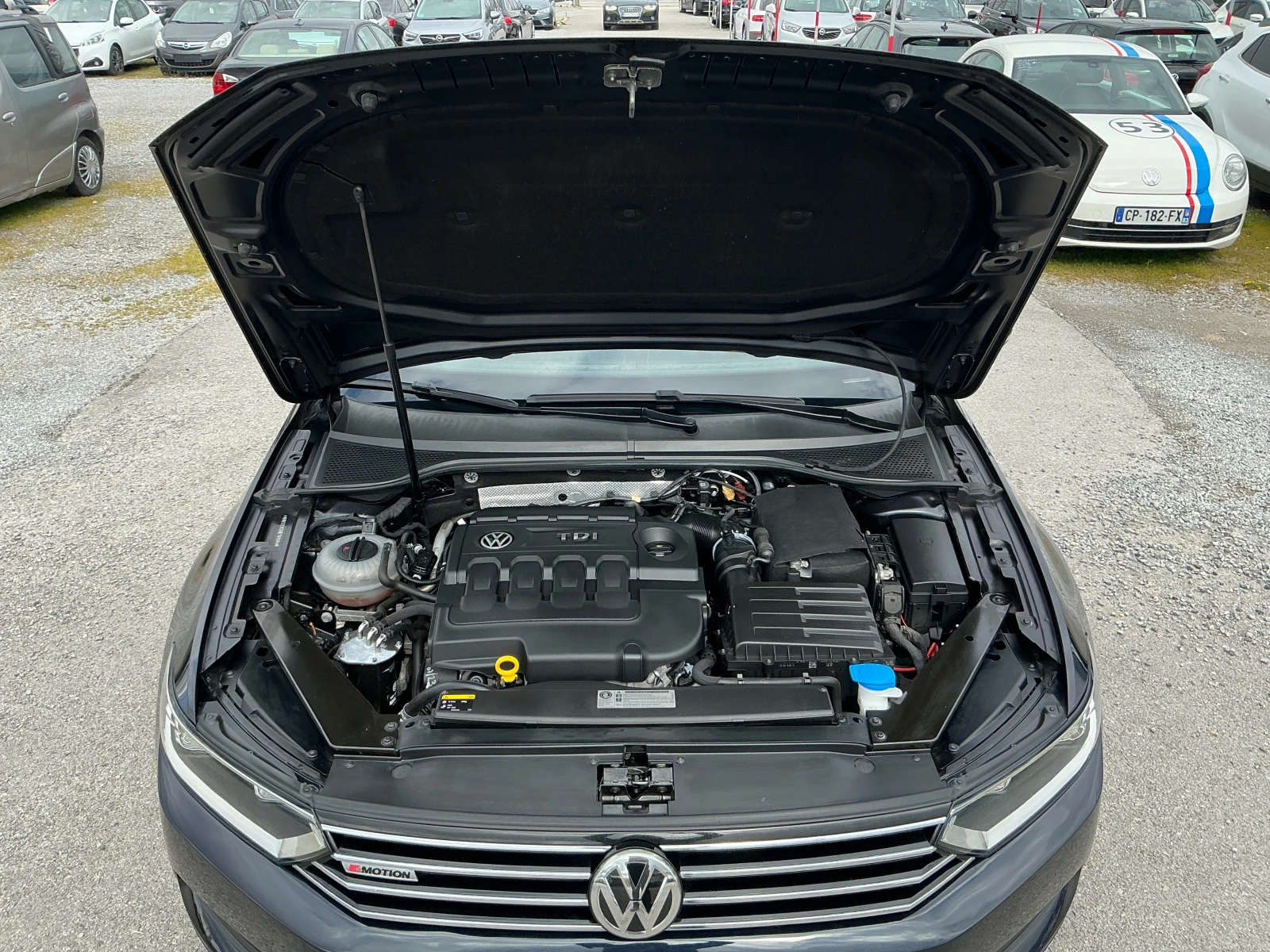 VW Passat 2.0 TDI 4 Motion, снимка 9 - Автомобили и джипове - 53609179