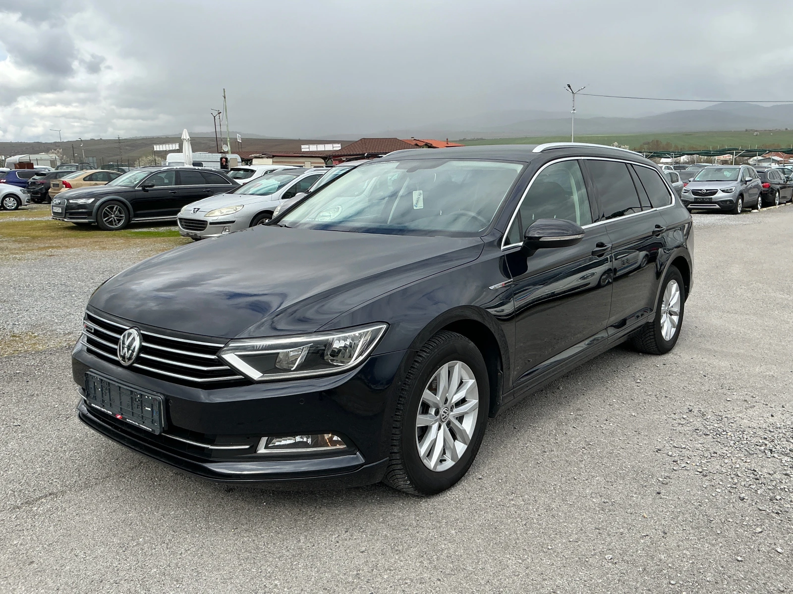 VW Passat 2.0 TDI 4 Motion, снимка 3 - Автомобили и джипове - 53609179