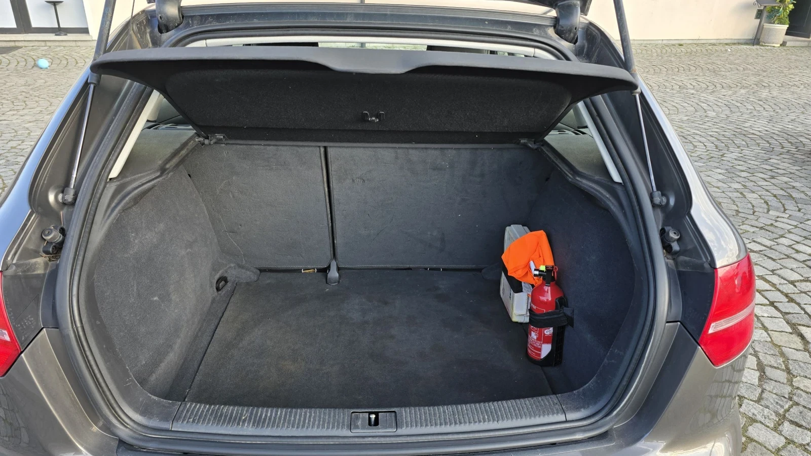 Audi A3 Sportsback, снимка 15 - Автомобили и джипове - 53757212