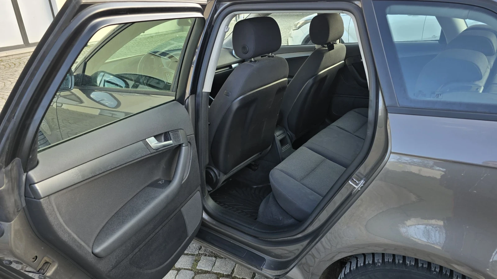 Audi A3 Sportsback, снимка 13 - Автомобили и джипове - 53757212