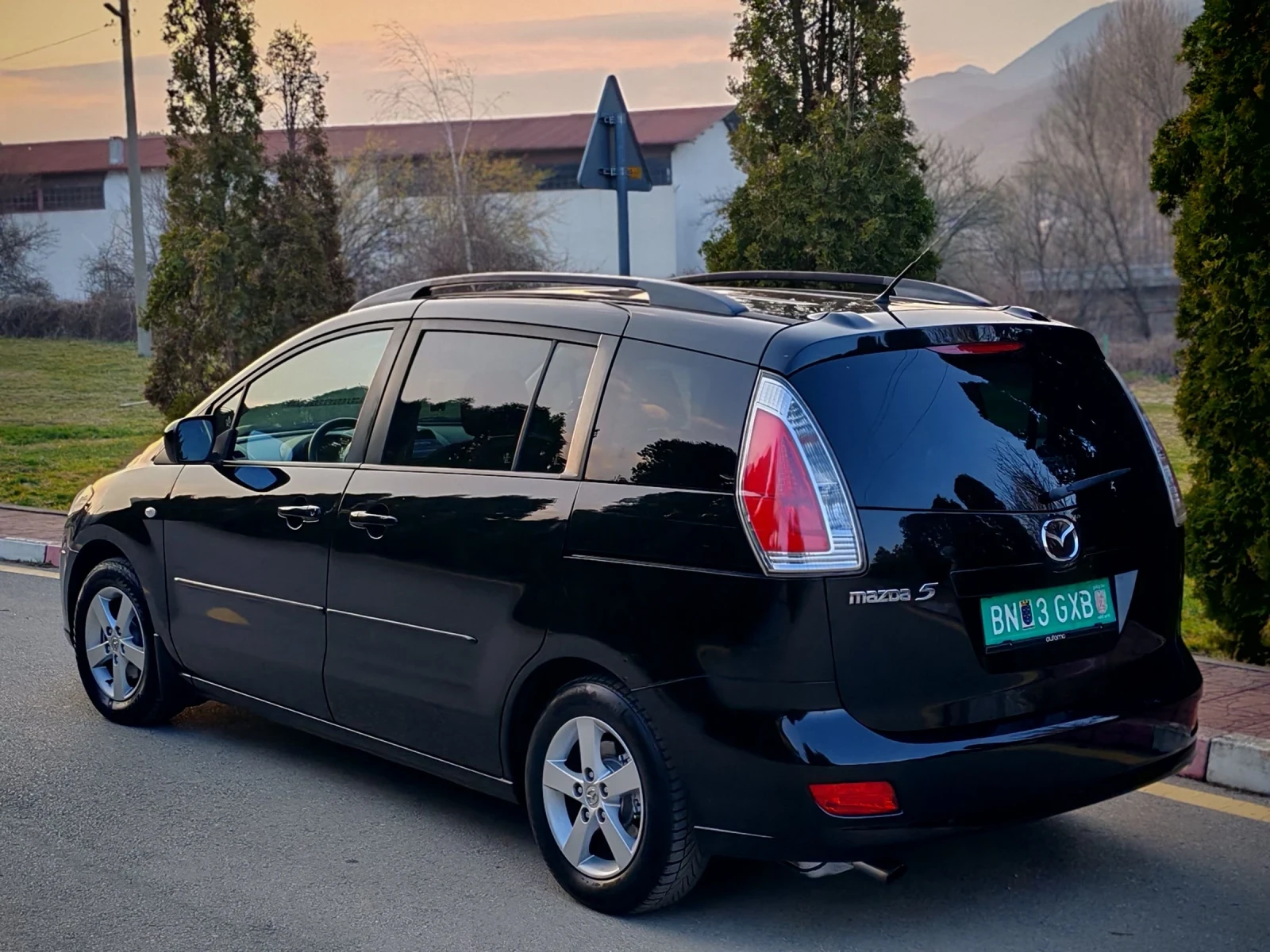 Mazda 5 1.8I 16V(116)* FACELIFT* 7-МЕСТА* НОВ ВНОС* , снимка 4 - Автомобили и джипове - 53849824