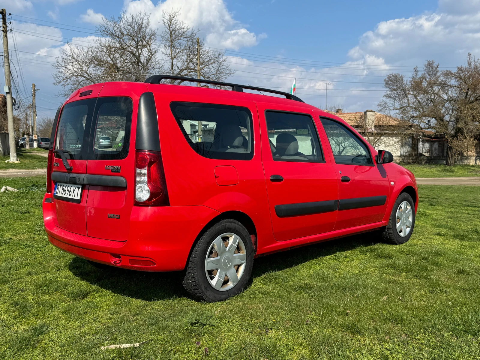 Dacia Logan, снимка 4 - Автомобили и джипове - 53989732