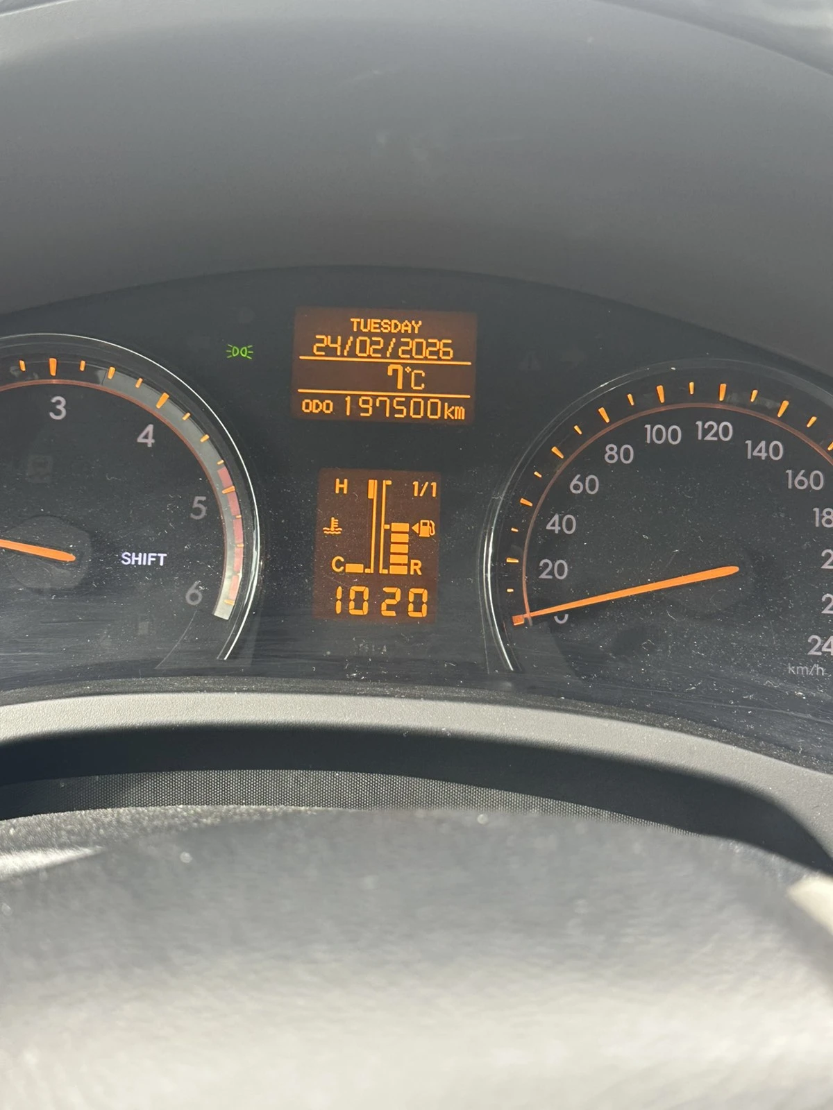 Toyota Avensis 2.2d, снимка 13 - Автомобили и джипове - 54168822