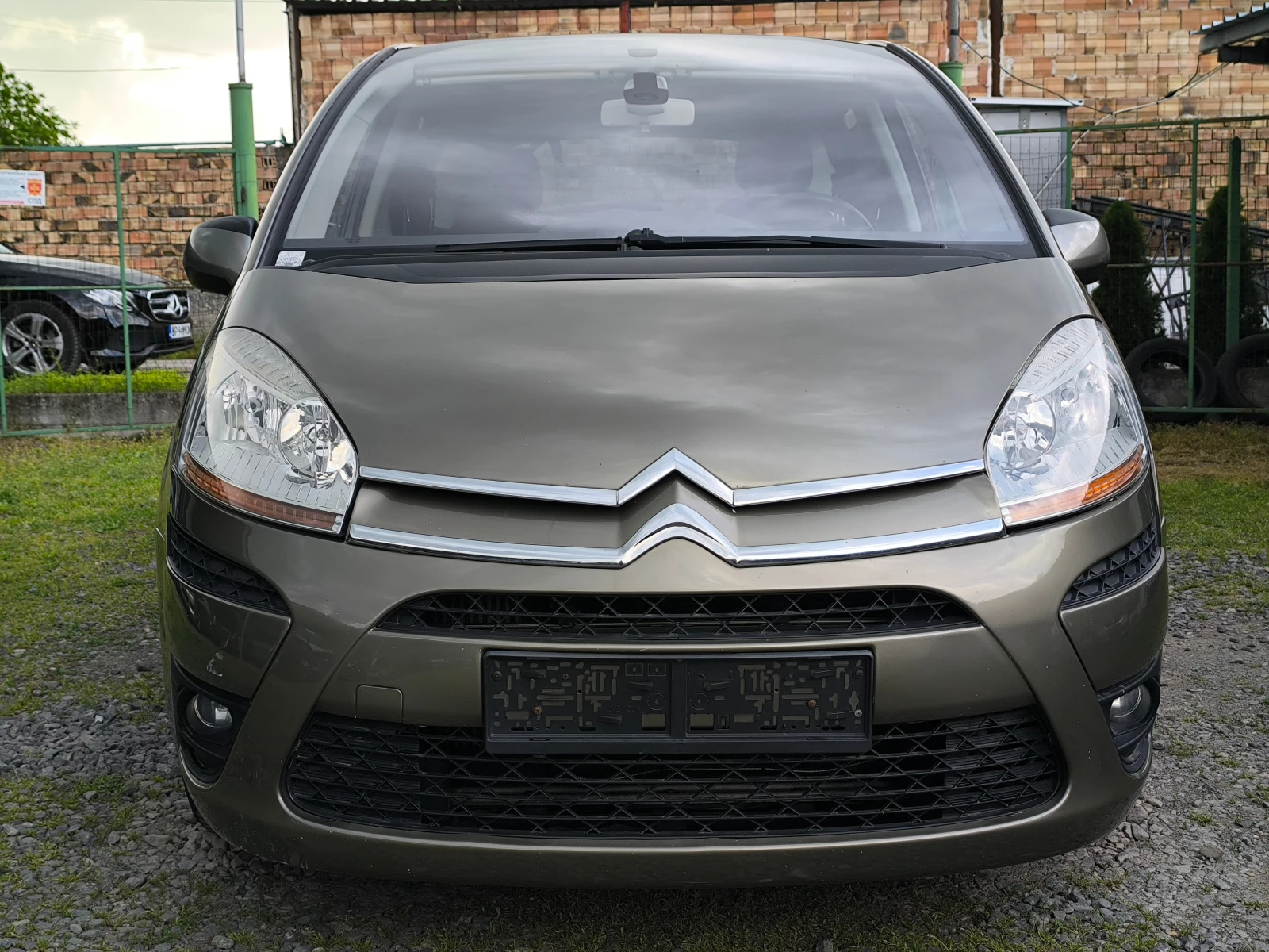Citroen C4 Picasso -1.6HDI-109кс-КЛИМАТРОНИК-, снимка 8 - Автомобили и джипове - 54516604