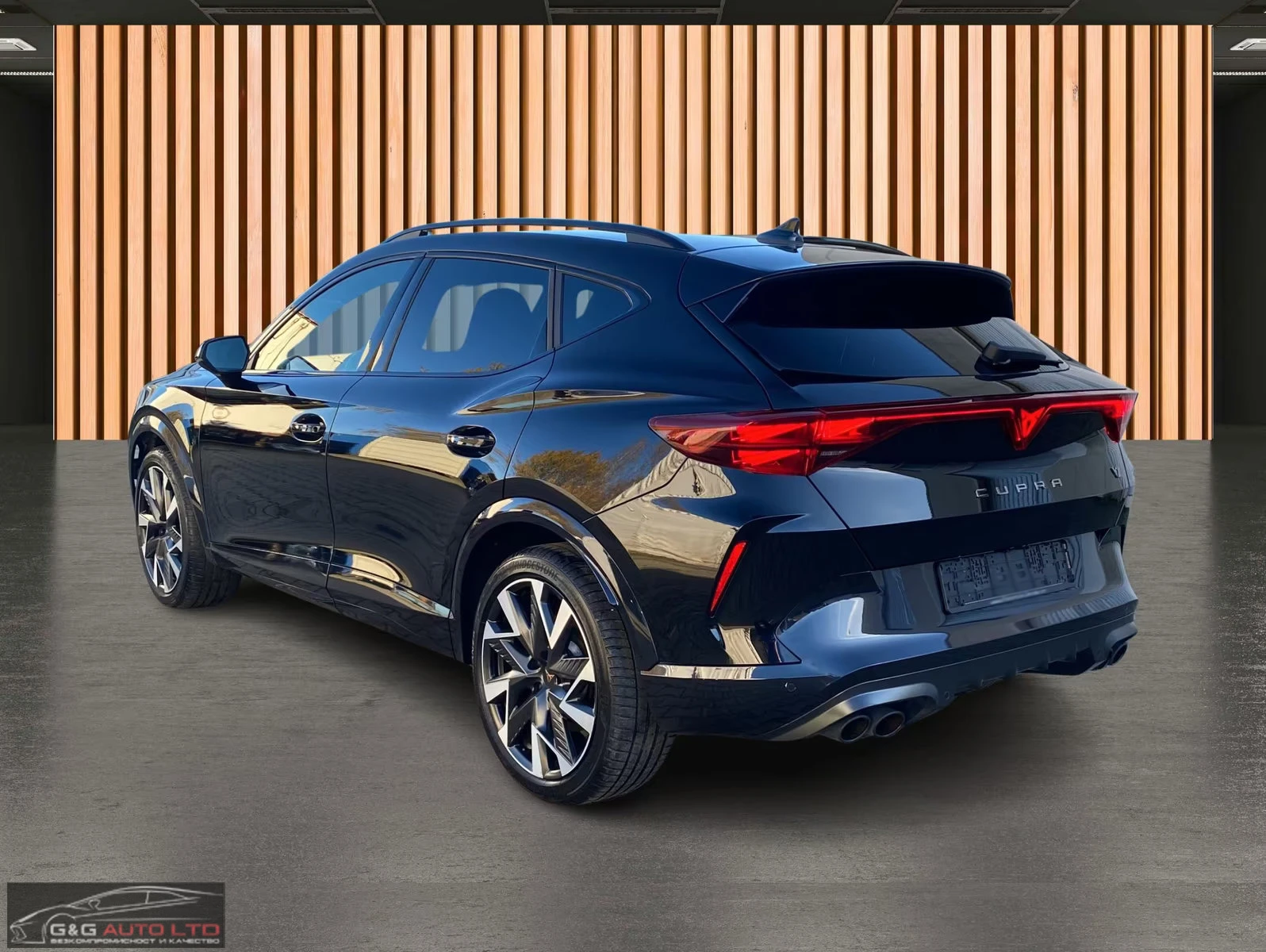Cupra Formentor 2.0TSI/333HP/VZ/DSG/4DRIVE/CAM/MEMO/CPLAY/387q, снимка 2 - Автомобили и джипове - 54831509