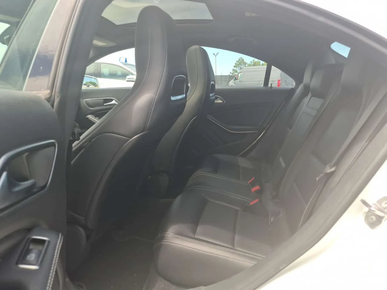 Mercedes-Benz CLA 250 АМГ ПАКЕТ/CARFAX/ПОДГРЕВ/ПАНОРАМА/ПАМЕТ/, снимка 11 - Автомобили и джипове - 55041039