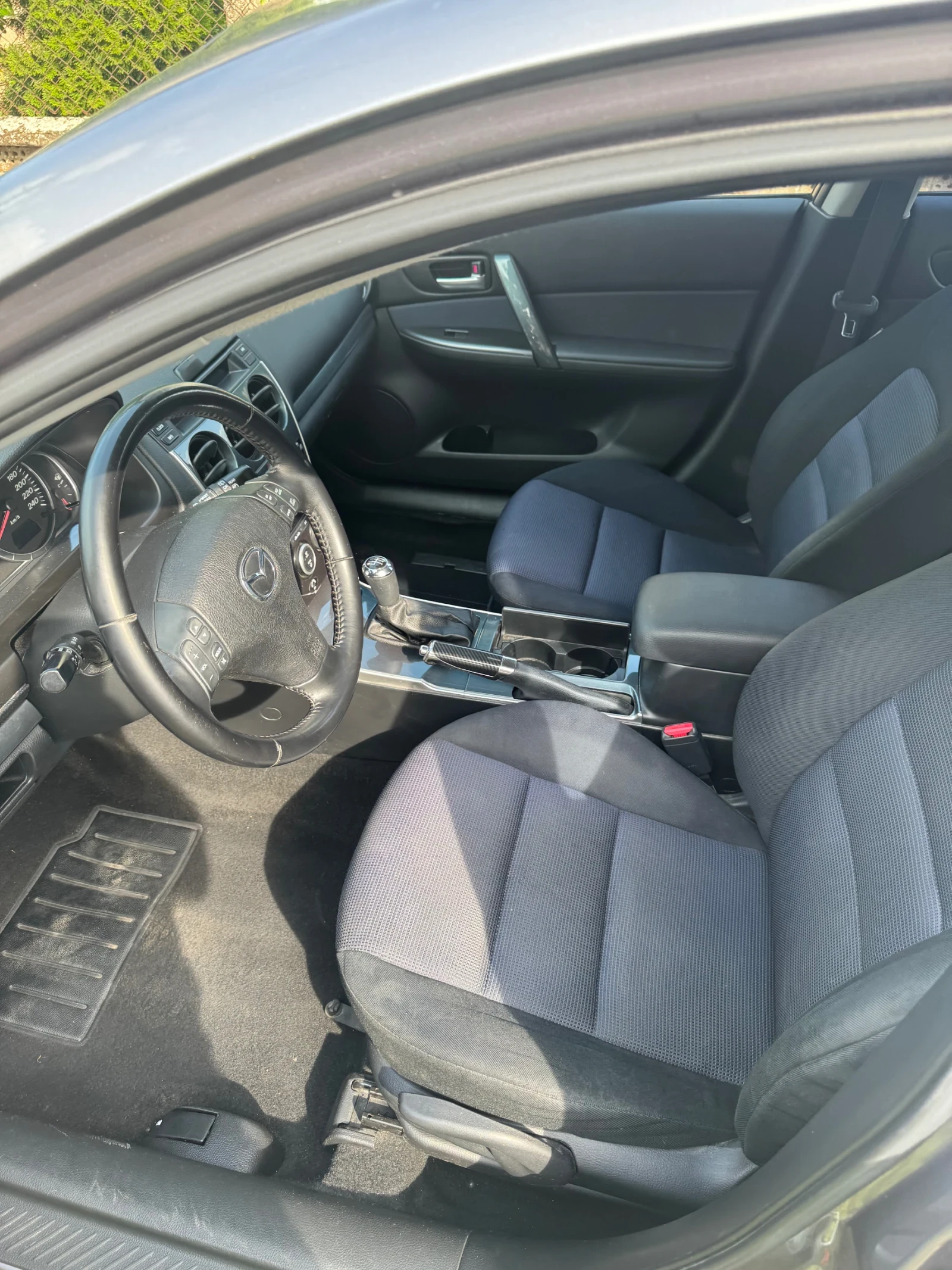 Mazda 6 Газ Бензин, снимка 5 - Автомобили и джипове - 55056471