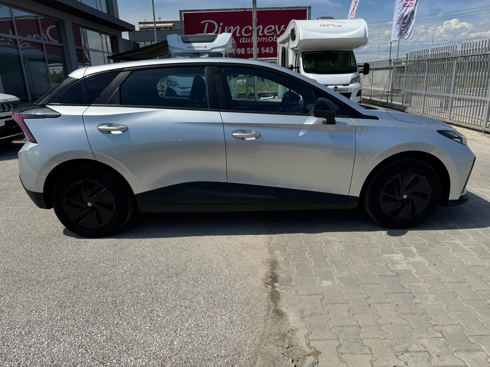 Mg 4 ELECTRIC 54KW, снимка 4 - Автомобили и джипове - 55206431