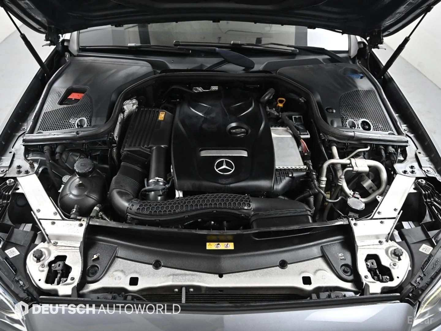 Mercedes-Benz E 300 AMG* 4MATIC* ПОДГРЕВ* ПАНОРАМА* 360* HEAD-UP* КОЖА, снимка 6 - Автомобили и джипове - 55684222