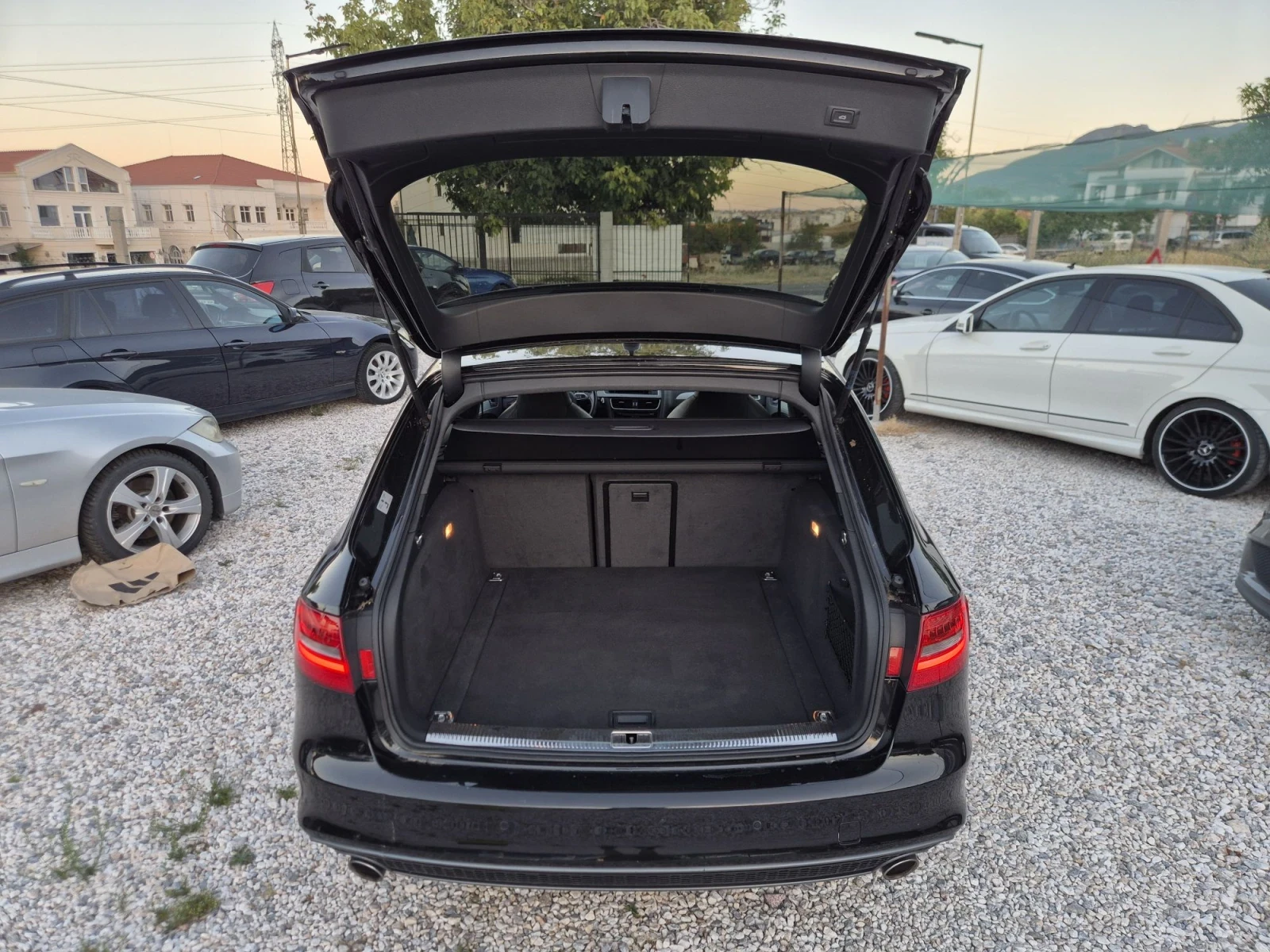 Audi A4 S-LINE QUATTRO DISTRONIC, снимка 12 - Автомобили и джипове - 55994655