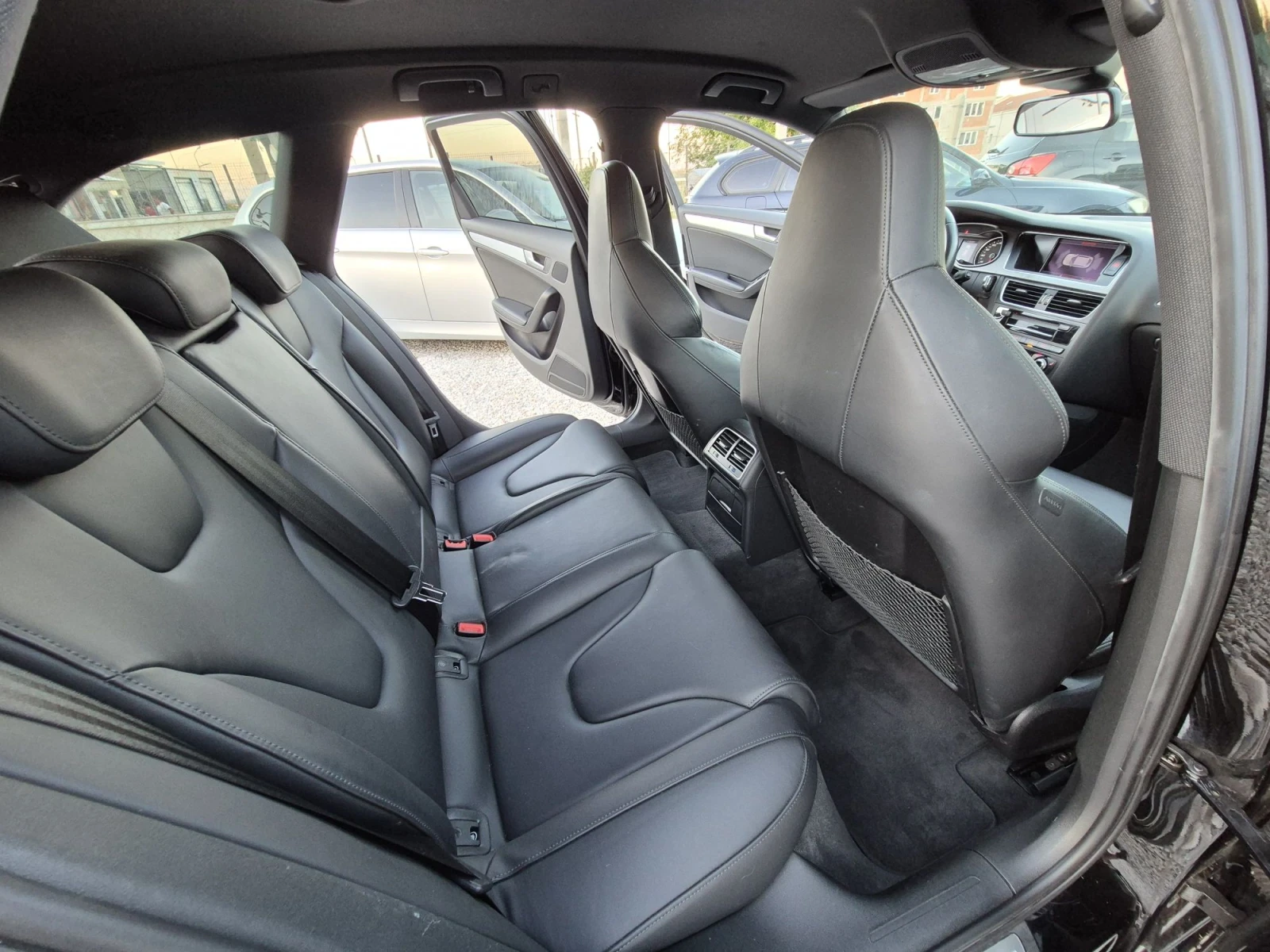 Audi A4 S-LINE QUATTRO DISTRONIC, снимка 15 - Автомобили и джипове - 55994655