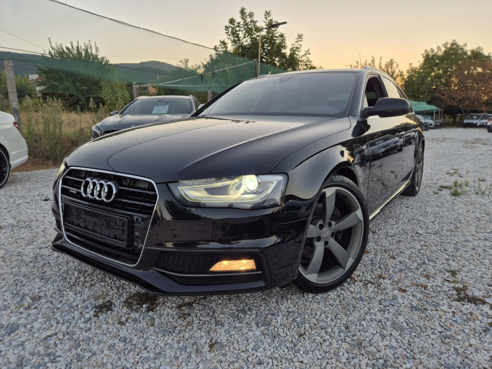 Audi A4 S-LINE QUATTRO DISTRONIC, снимка 3 - Автомобили и джипове - 55994655