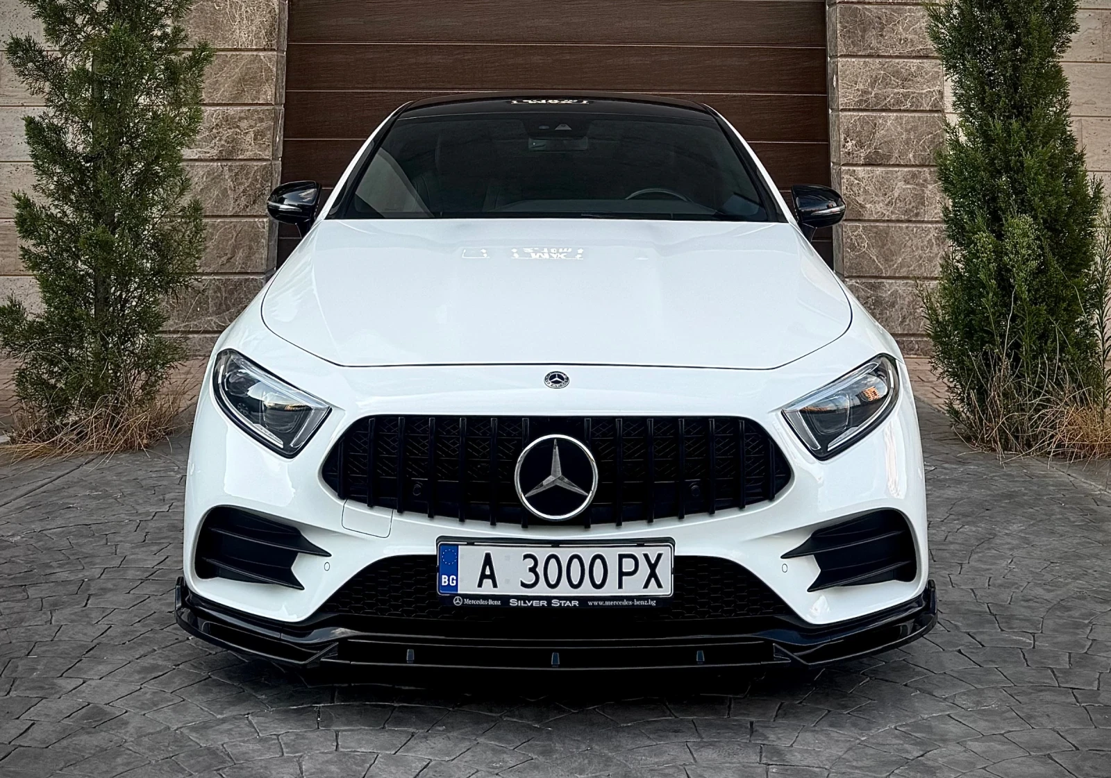 Mercedes-Benz CLS 400 9-G 4Matic AMG Distronic+ Multibeam 129хил.км