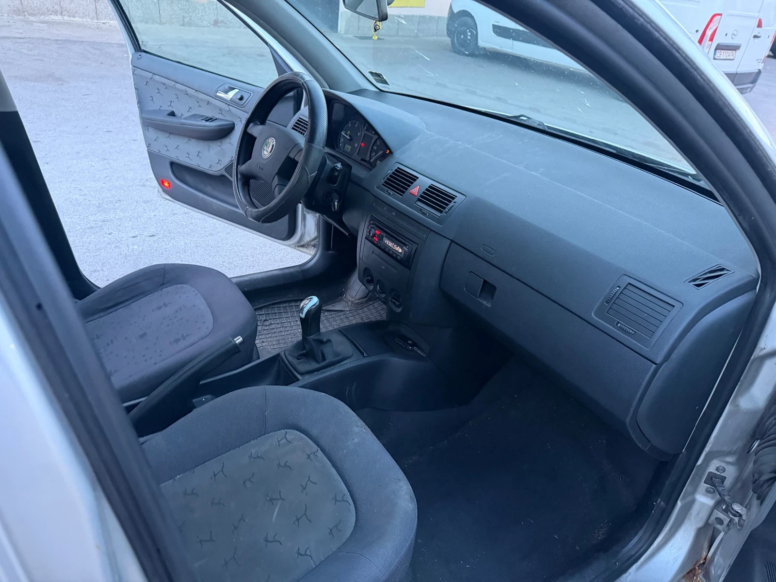 Skoda Fabia 1.9 TDI, снимка 10 - Автомобили и джипове - 56215940