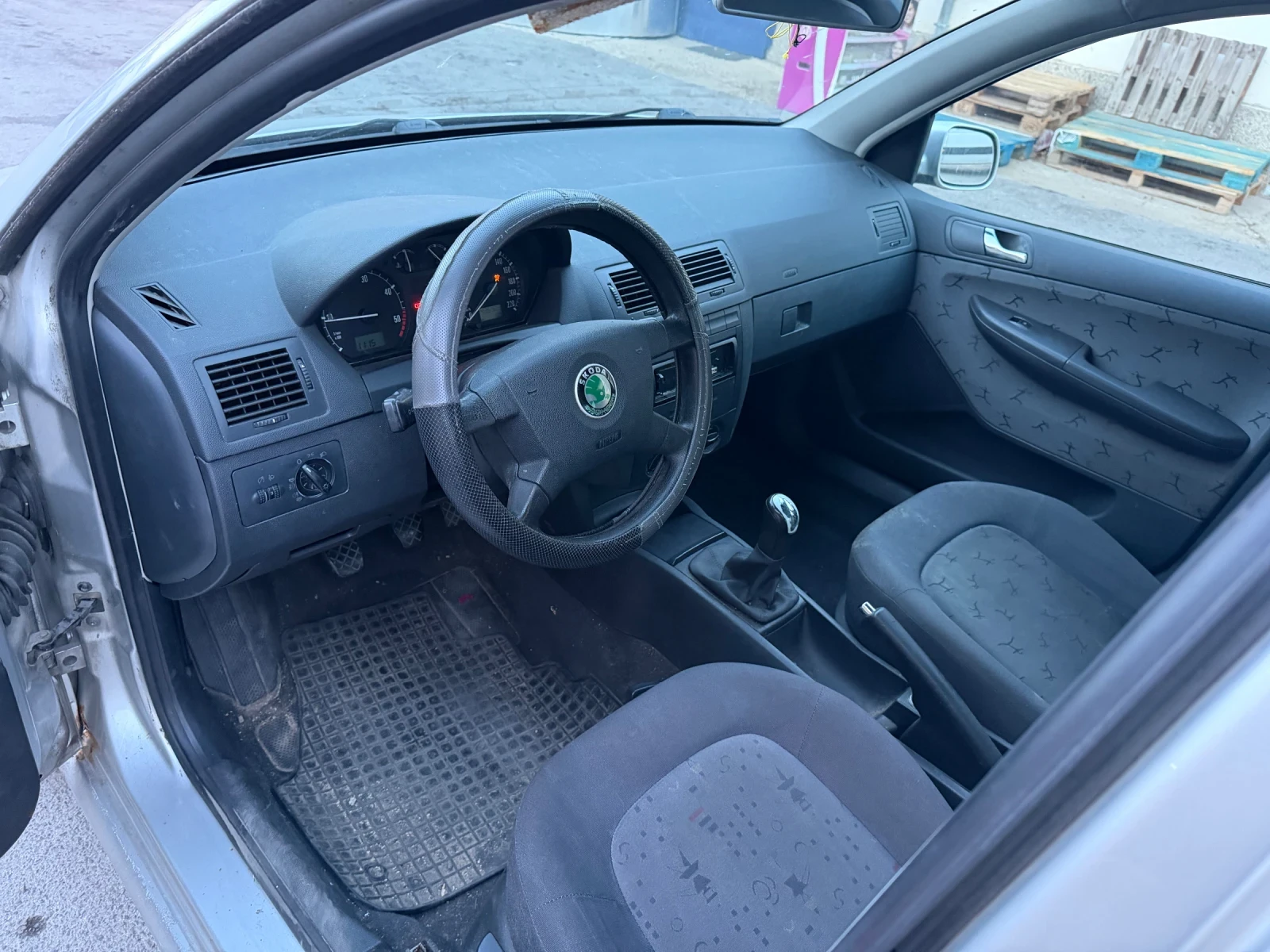 Skoda Fabia 1.9 TDI, снимка 9 - Автомобили и джипове - 56215940