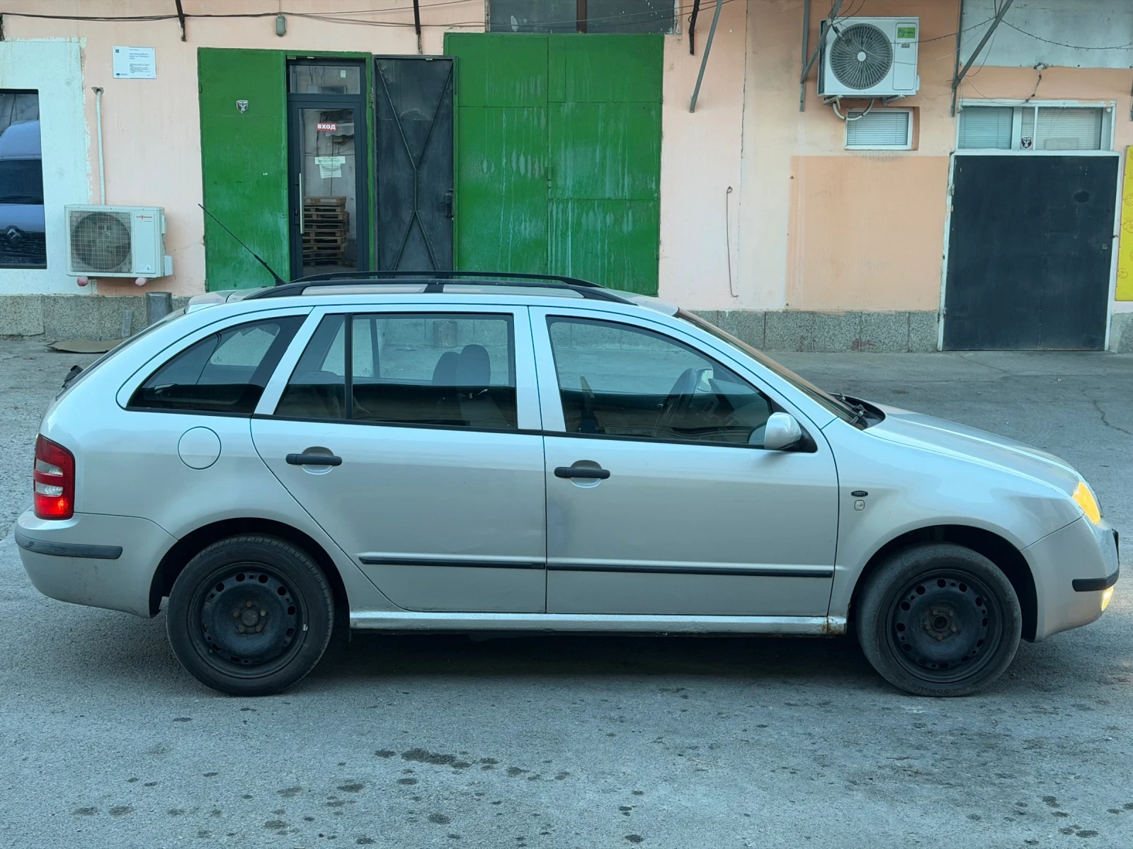 Skoda Fabia 1.9 TDI, снимка 4 - Автомобили и джипове - 56215940