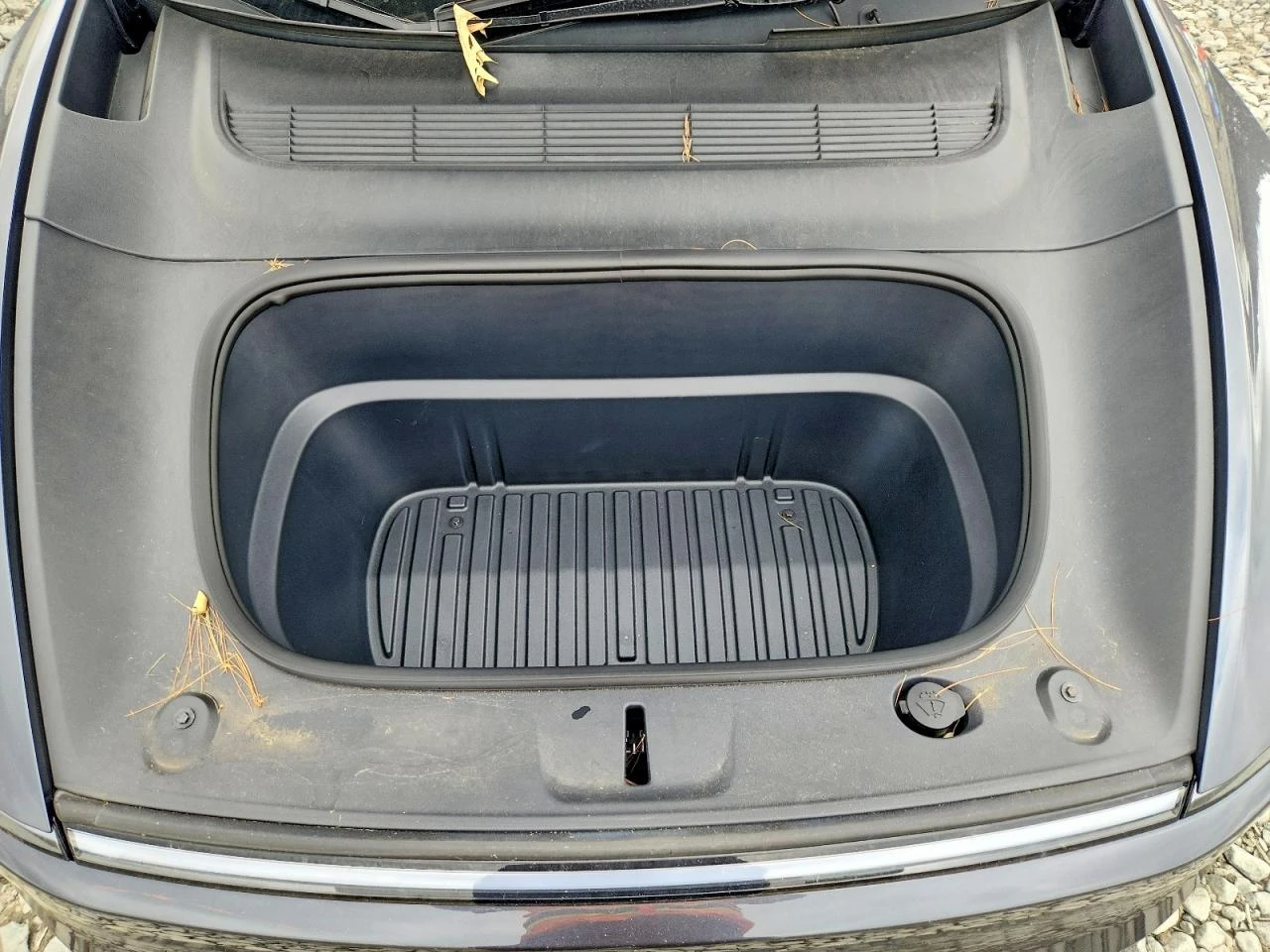 Tesla Model Y AWD* DUAL MOTOR* LONG RANGE, снимка 11 - Автомобили и джипове - 56682451