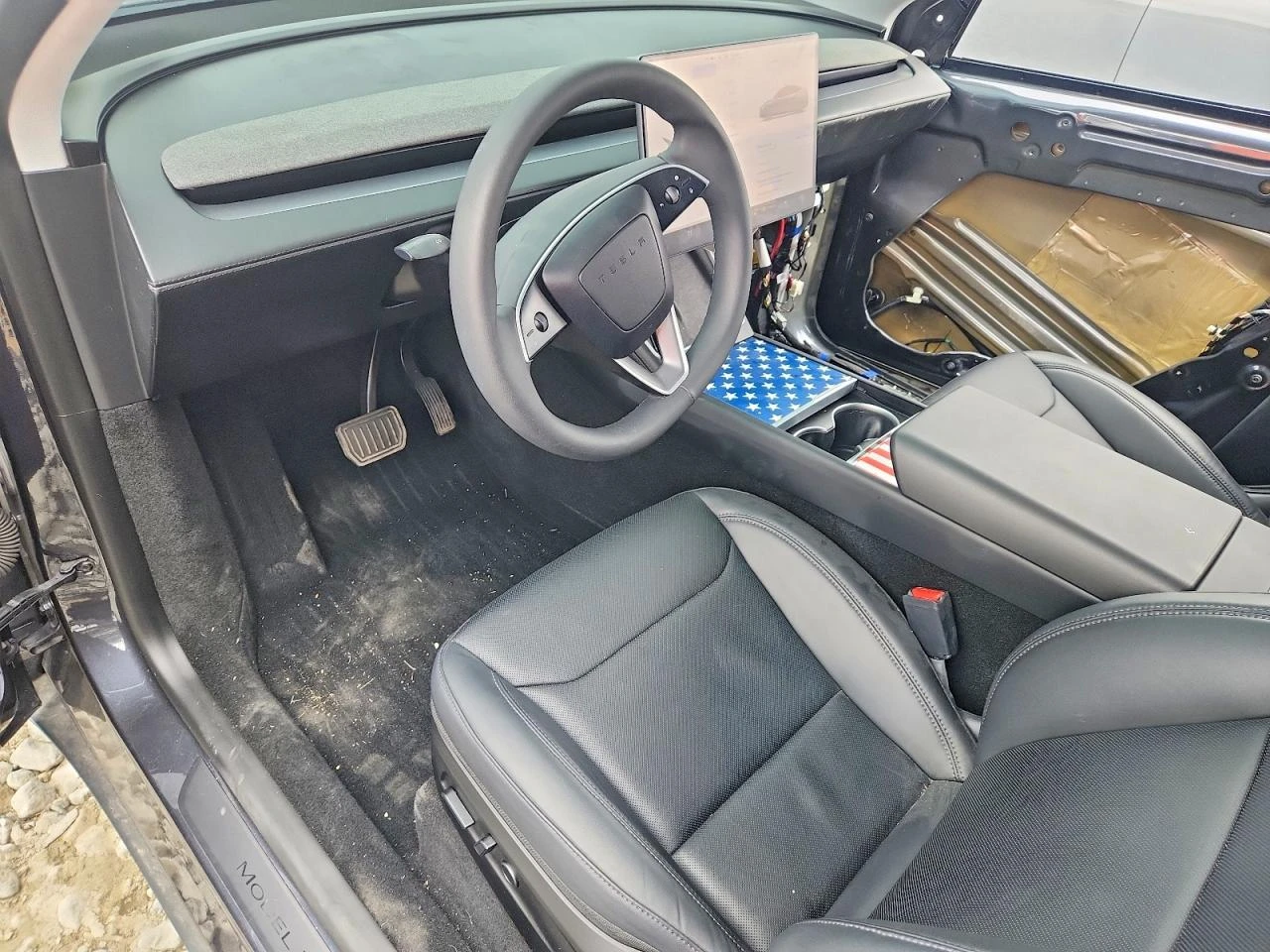 Tesla Model Y AWD* DUAL MOTOR* LONG RANGE, снимка 8 - Автомобили и джипове - 56682451
