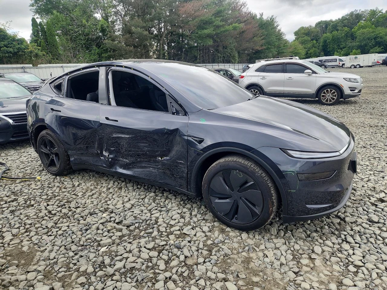 Tesla Model Y AWD* DUAL MOTOR* LONG RANGE, снимка 4 - Автомобили и джипове - 56682451