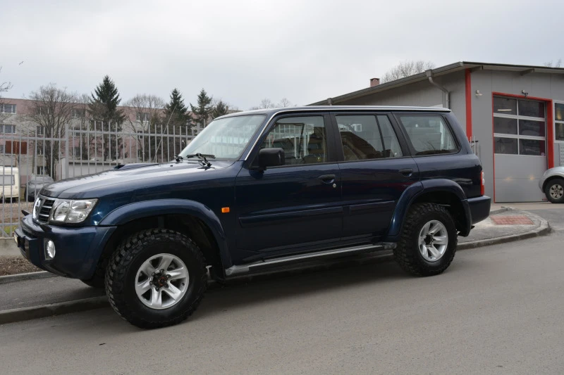 Nissan Patrol y61, снимка 2 - Автомобили и джипове - 47702644