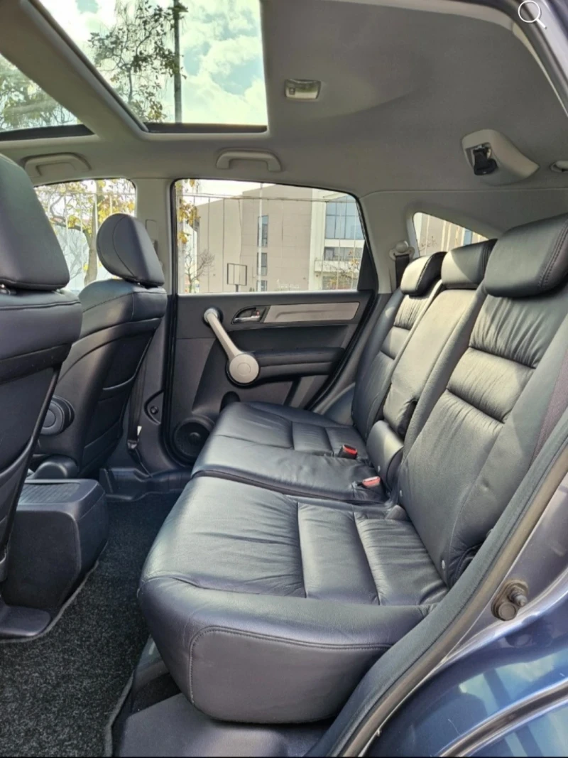 Honda Cr-v Executive , снимка 9 - Автомобили и джипове - 52648260