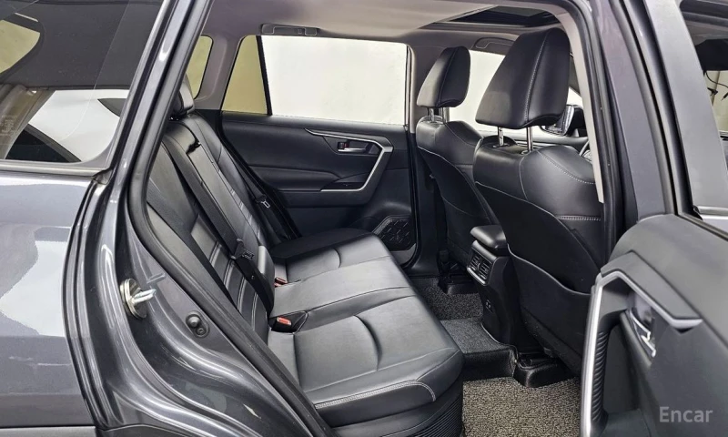 Toyota Rav4, снимка 12 - Автомобили и джипове - 53386943