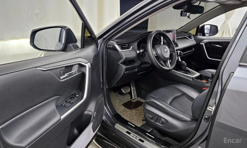 Toyota Rav4, снимка 10 - Автомобили и джипове - 53386943