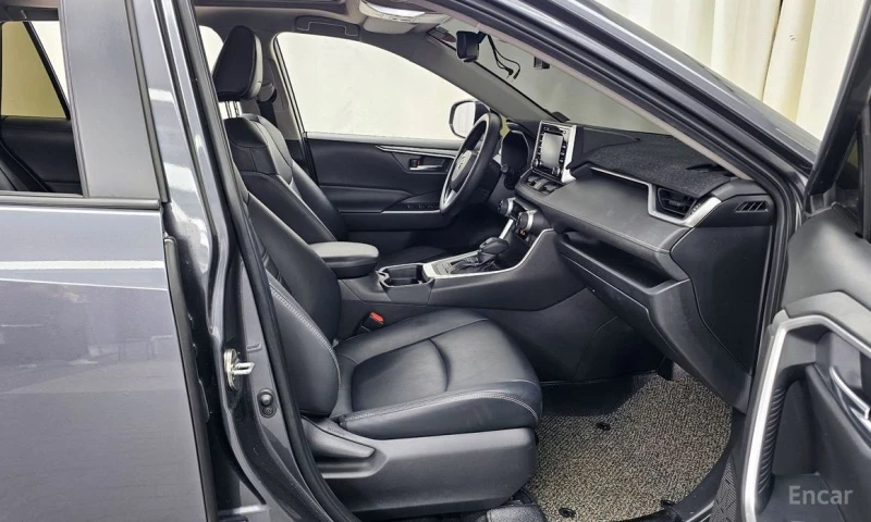 Toyota Rav4, снимка 11 - Автомобили и джипове - 53386943