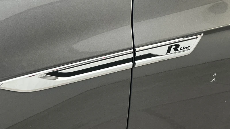 VW Touareg R-line, снимка 6 - Автомобили и джипове - 53498289