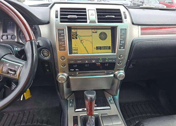 Lexus GX 460 PREMIUM* БЕЗ РЪЖДА* ЗАПАЗЕН И ПОДДЪРЖАН* , снимка 12 - Автомобили и джипове - 54721856