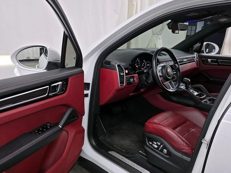 Porsche Cayenne 3.0| 340к.с.| ВКЛ.ТЕХНОТЕСТ, снимка 10 - Автомобили и джипове - 55197480