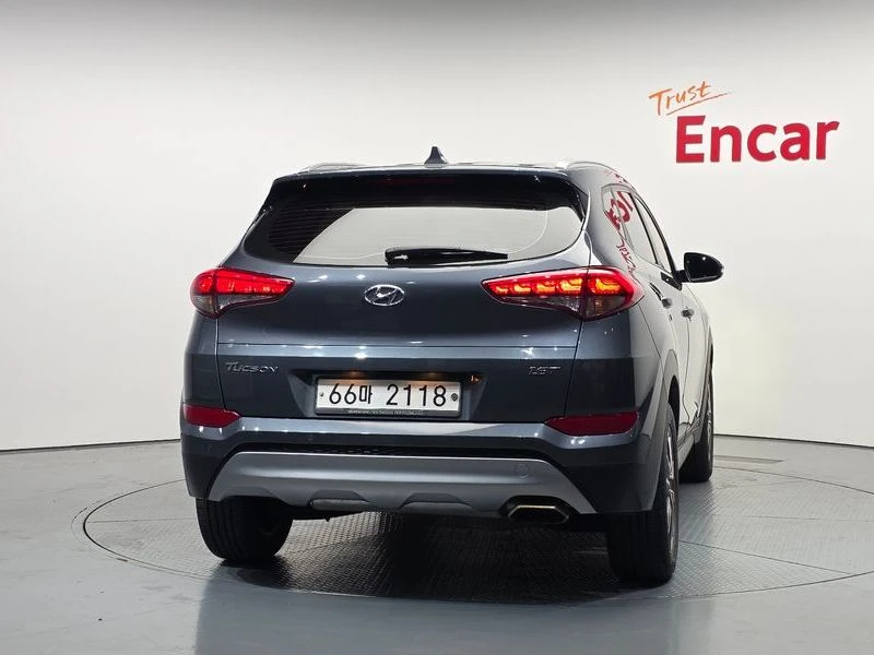 Hyundai Tucson Gasoline 1.6 turbo 2WD| 177к.с.| ВКЛ.ТЕХНОТЕСТ, снимка 4 - Автомобили и джипове - 55294303