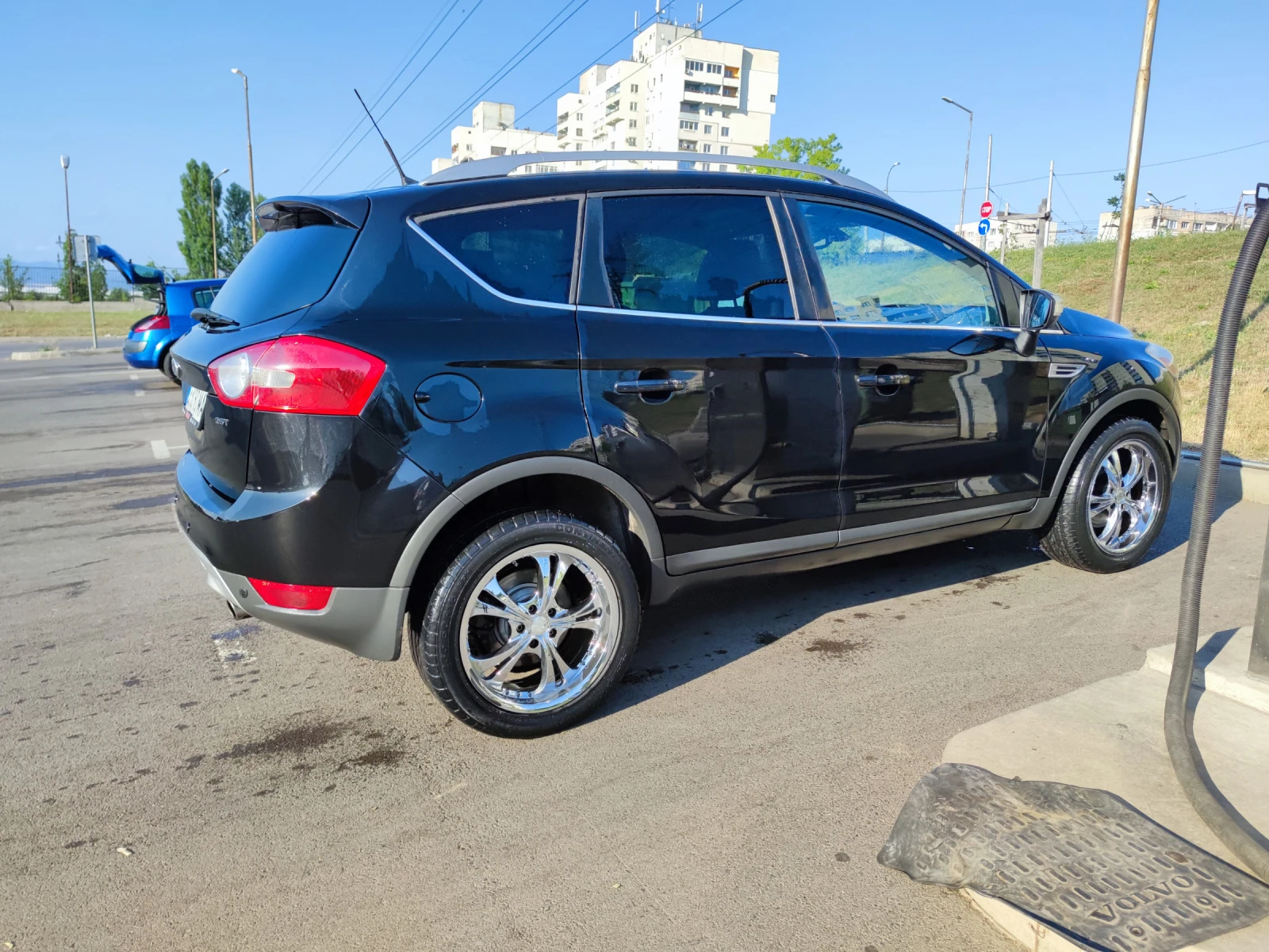 Ford Kuga  - изображение 8