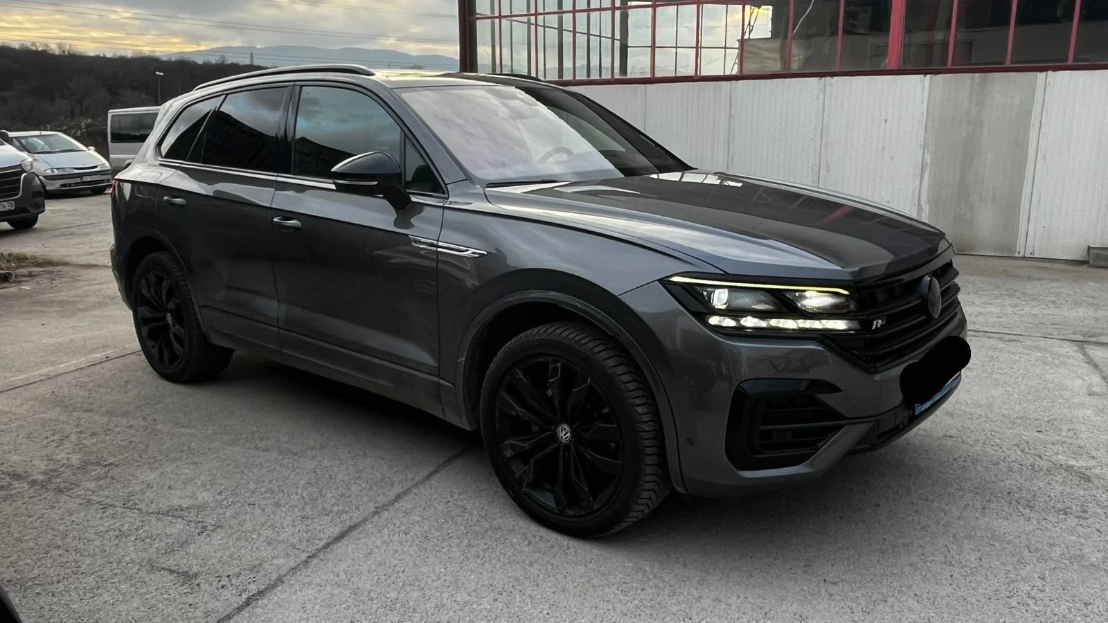 VW Touareg R-line - изображение 2