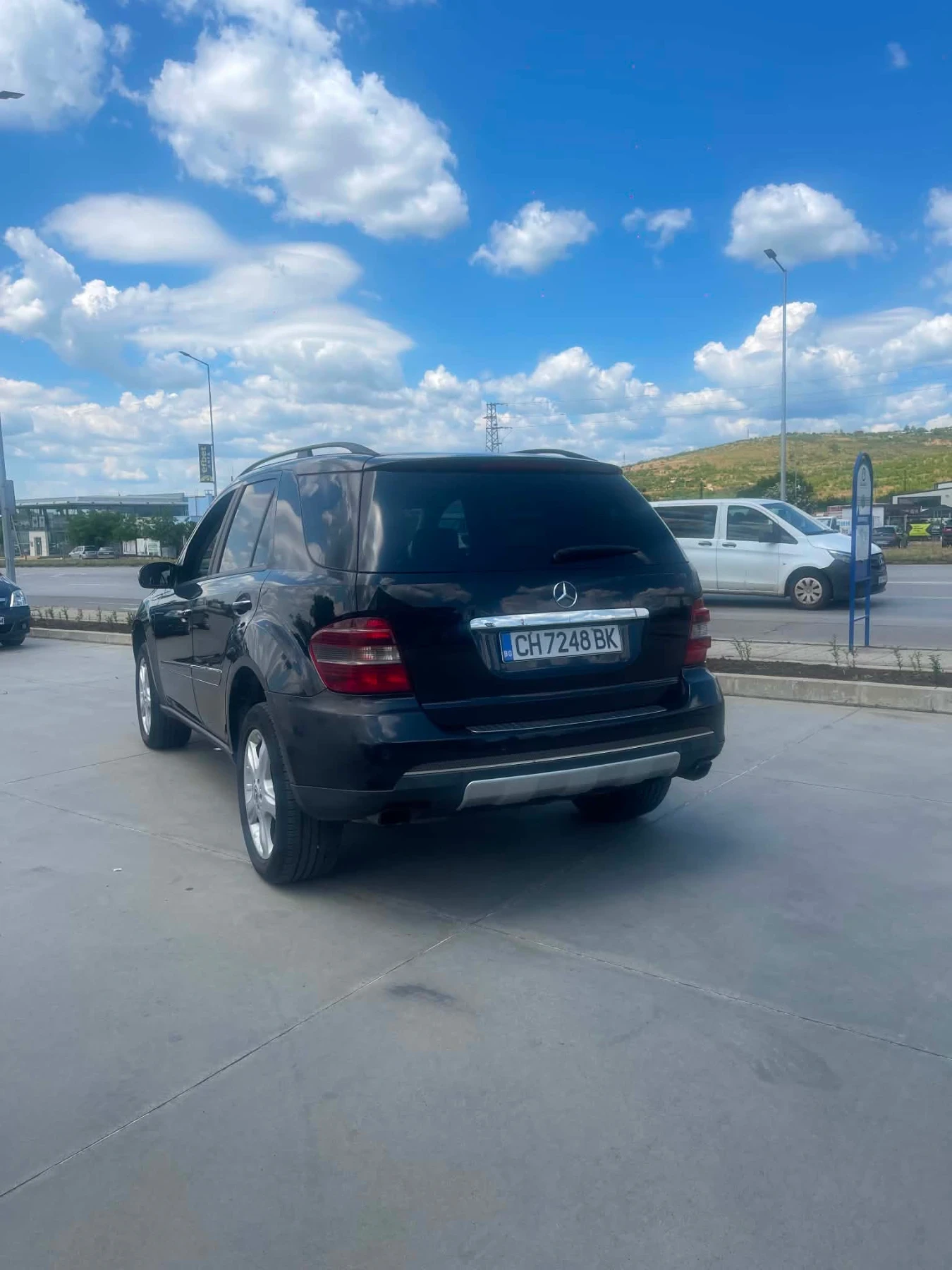 Mercedes-Benz ML 320, снимка 4 - Автомобили и джипове - 54960179