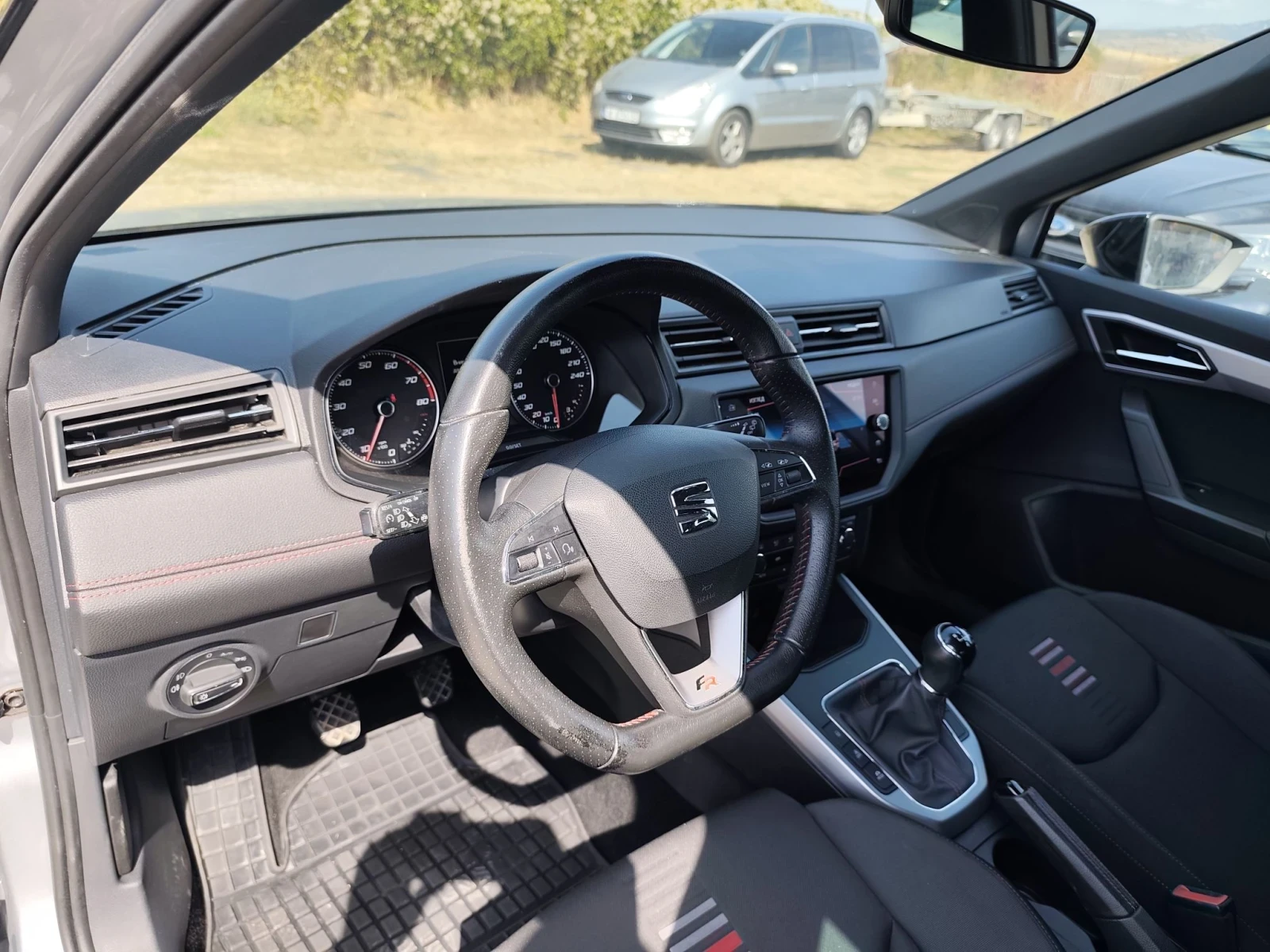 Seat Arona 1.0 tsi FR 80000км, снимка 8 - Автомобили и джипове - 55881374
