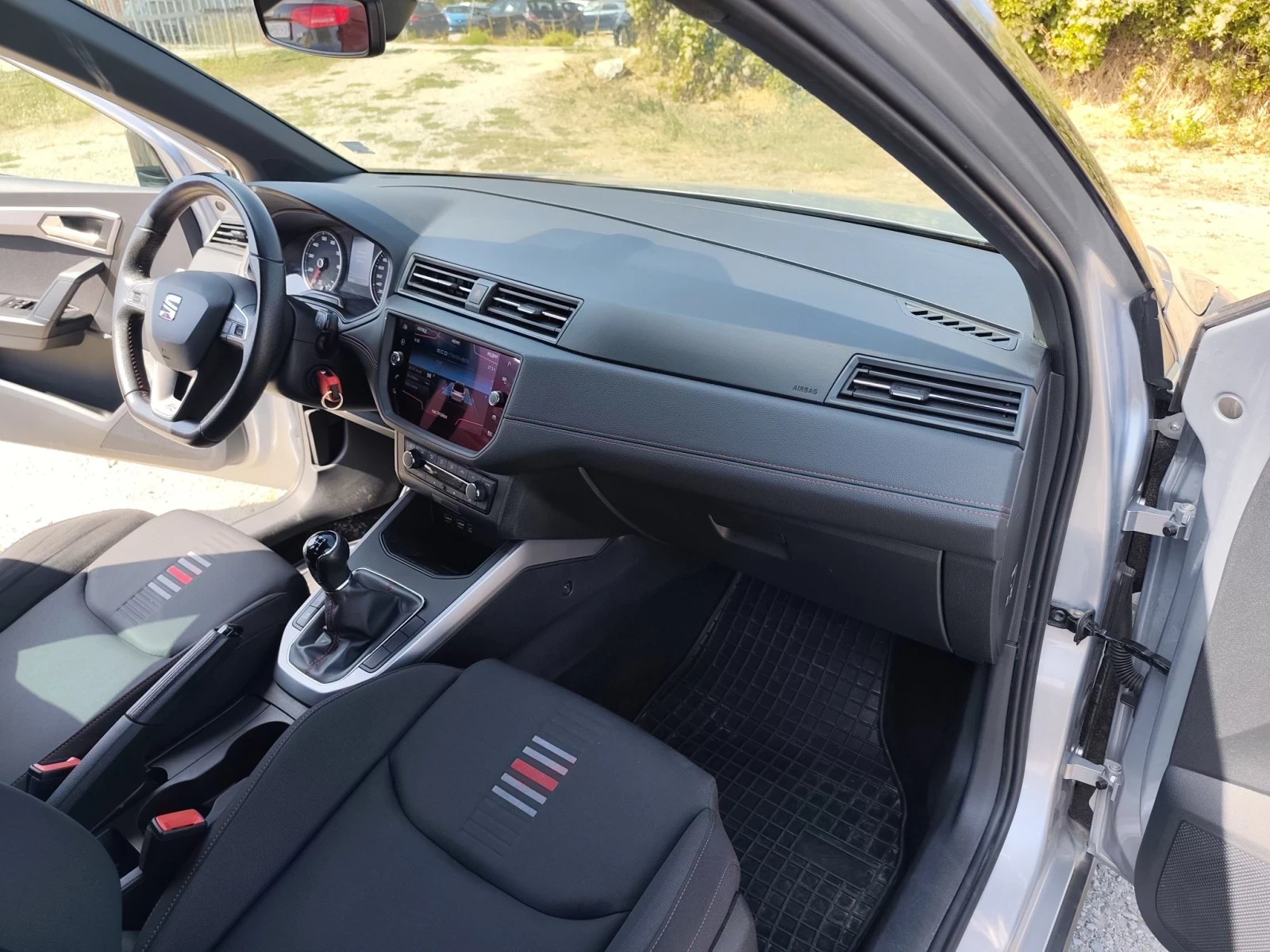 Seat Arona 1.0 tsi FR 80000км, снимка 9 - Автомобили и джипове - 55881374