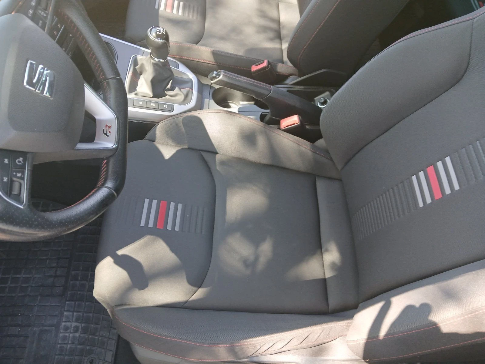 Seat Arona 1.0 tsi FR , снимка 9 - Автомобили и джипове - 55881374