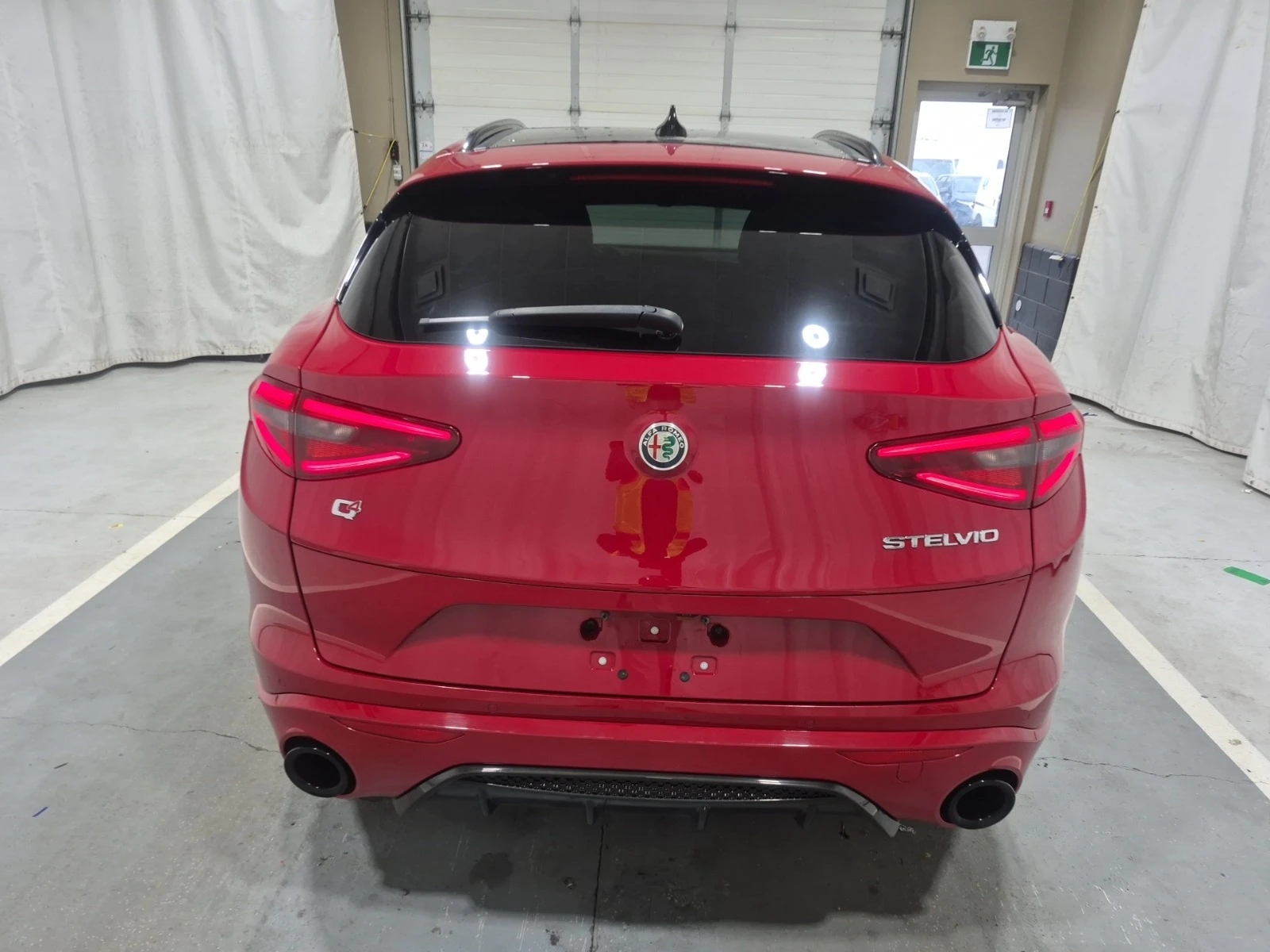 Alfa Romeo Stelvio Ti Sport* AWD* ПОДГРЕВ* М.ТОЧКА* ПАНО, снимка 5 - Автомобили и джипове - 56197216