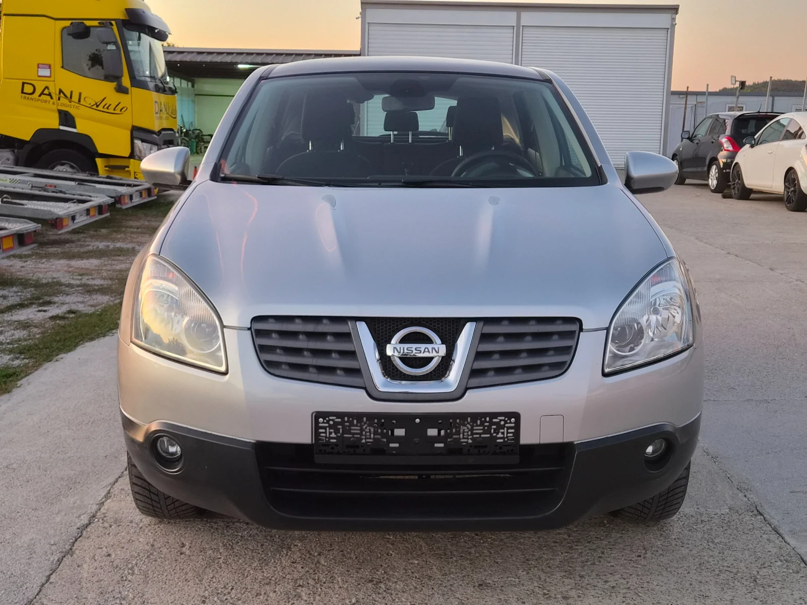 Nissan Qashqai 1.6BENZIN PANORAMA, снимка 3 - Автомобили и джипове - 56346743