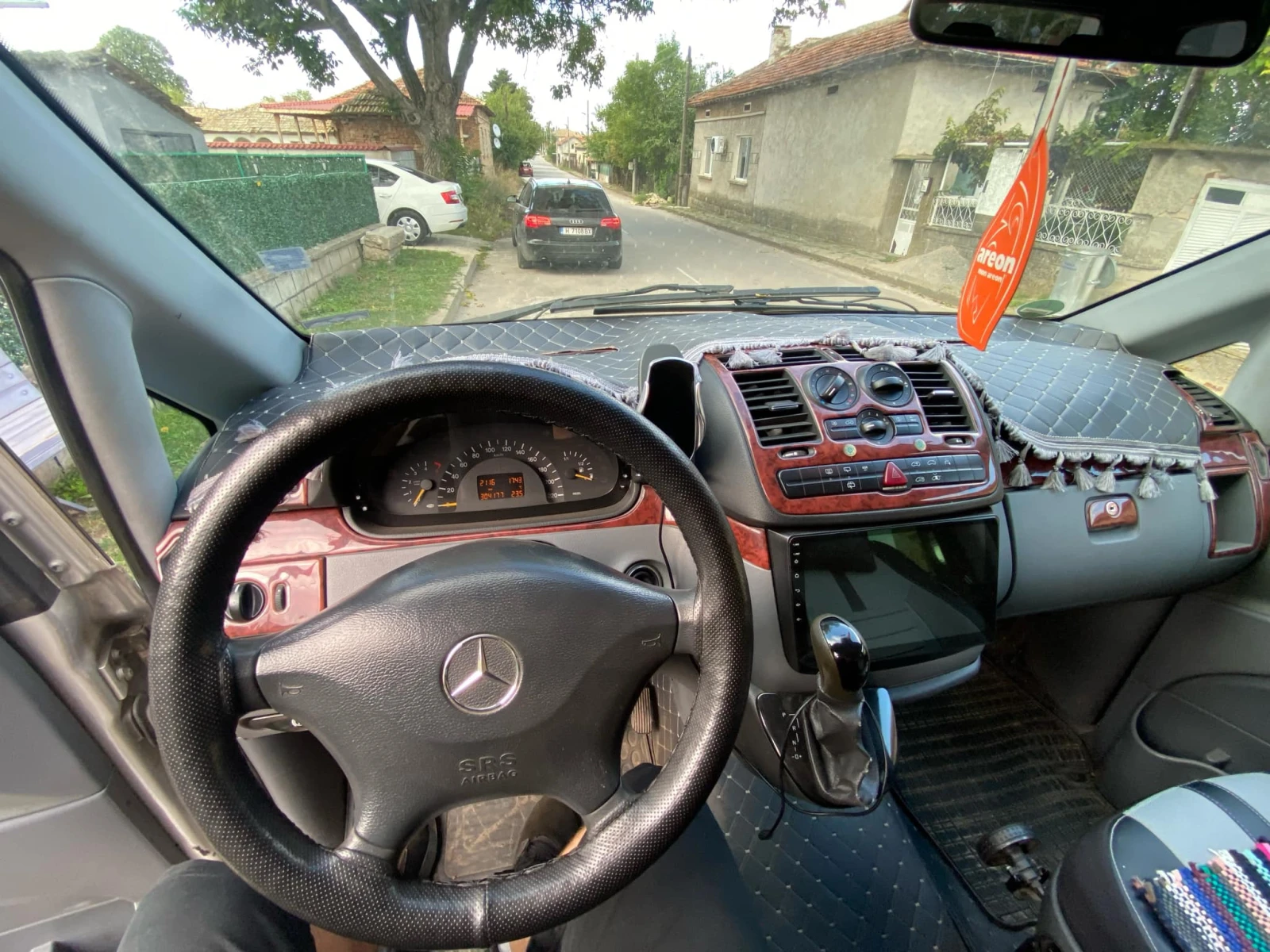 Mercedes-Benz Viano 2.2 - изображение 9