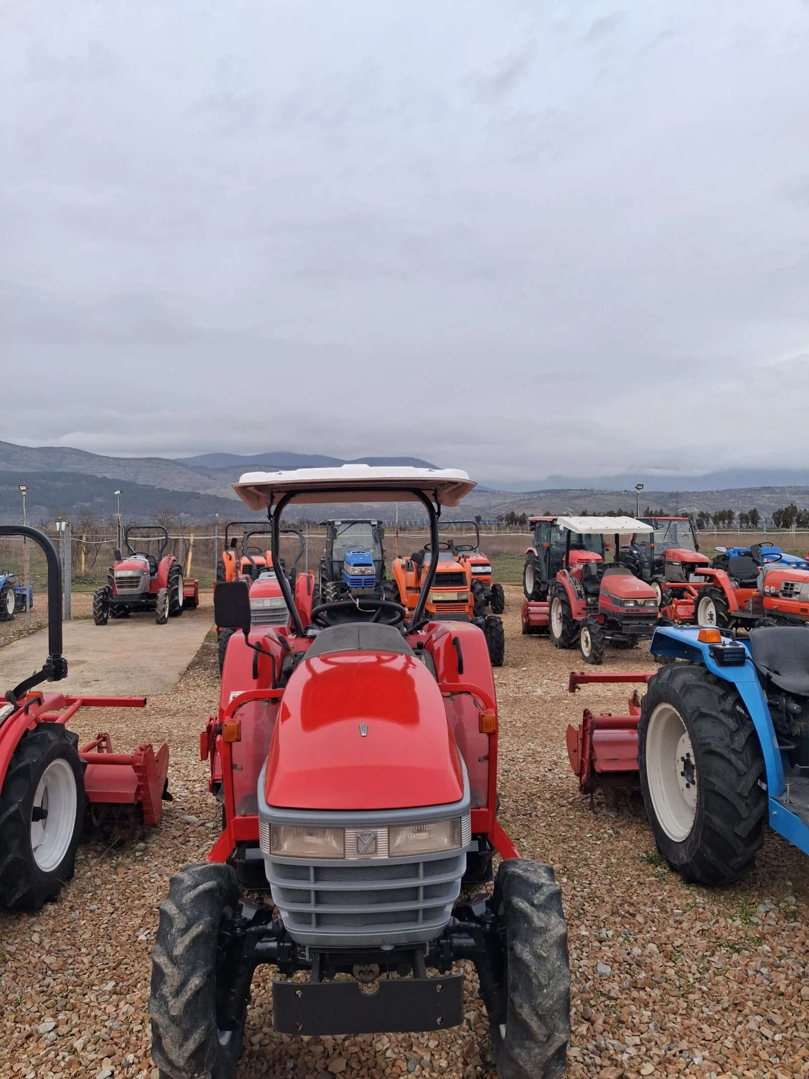 Трактор Kubota скайтрак  - изображение 2