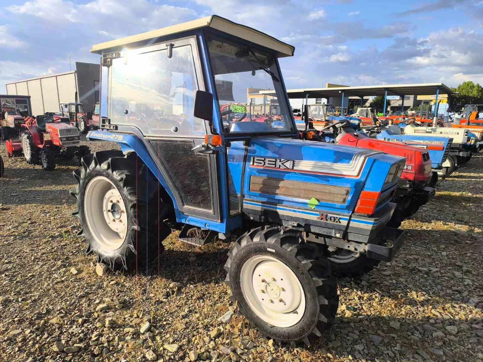 Трактор ISEKI, снимка 4 - Селскостопанска техника - 55950546