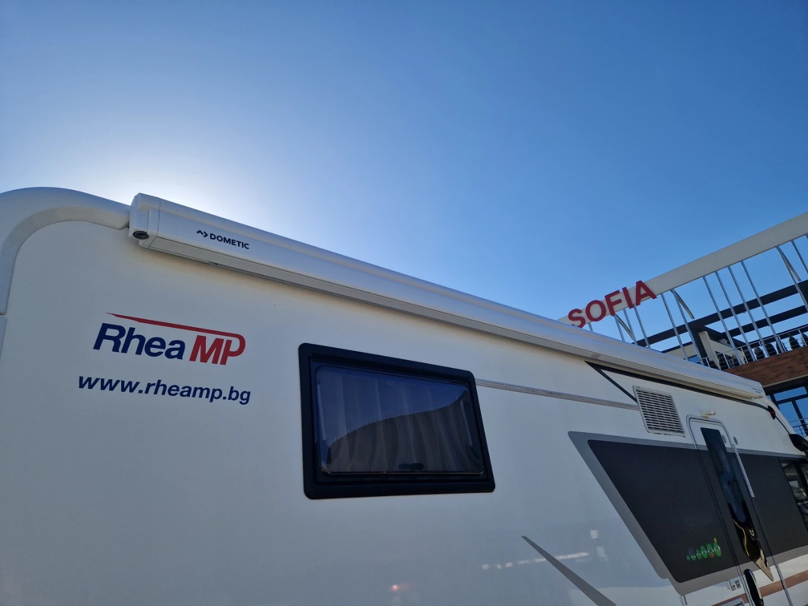 Кемпер Adria SONIC , снимка 17 - Каравани и кемпери - 54144642