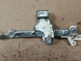 Стъклоповдигач заден десен Dodge Caliber , снимка 1