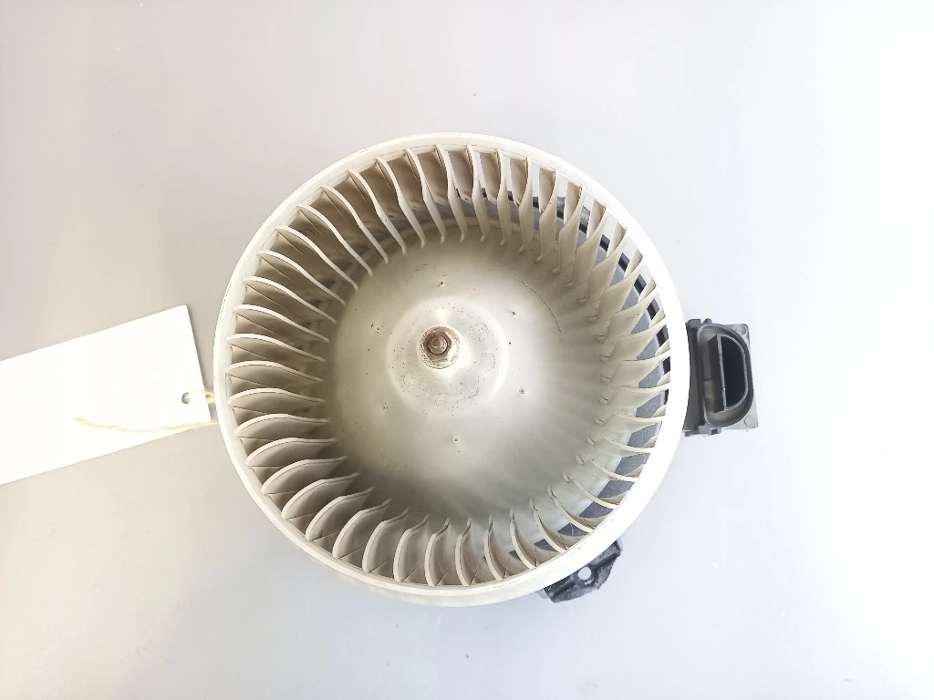      30 1.5VVTI  | Mobile.bg   1