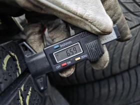 Гуми Зимни 215/65R16, снимка 5