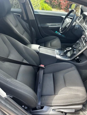 Volvo V60, снимка 9